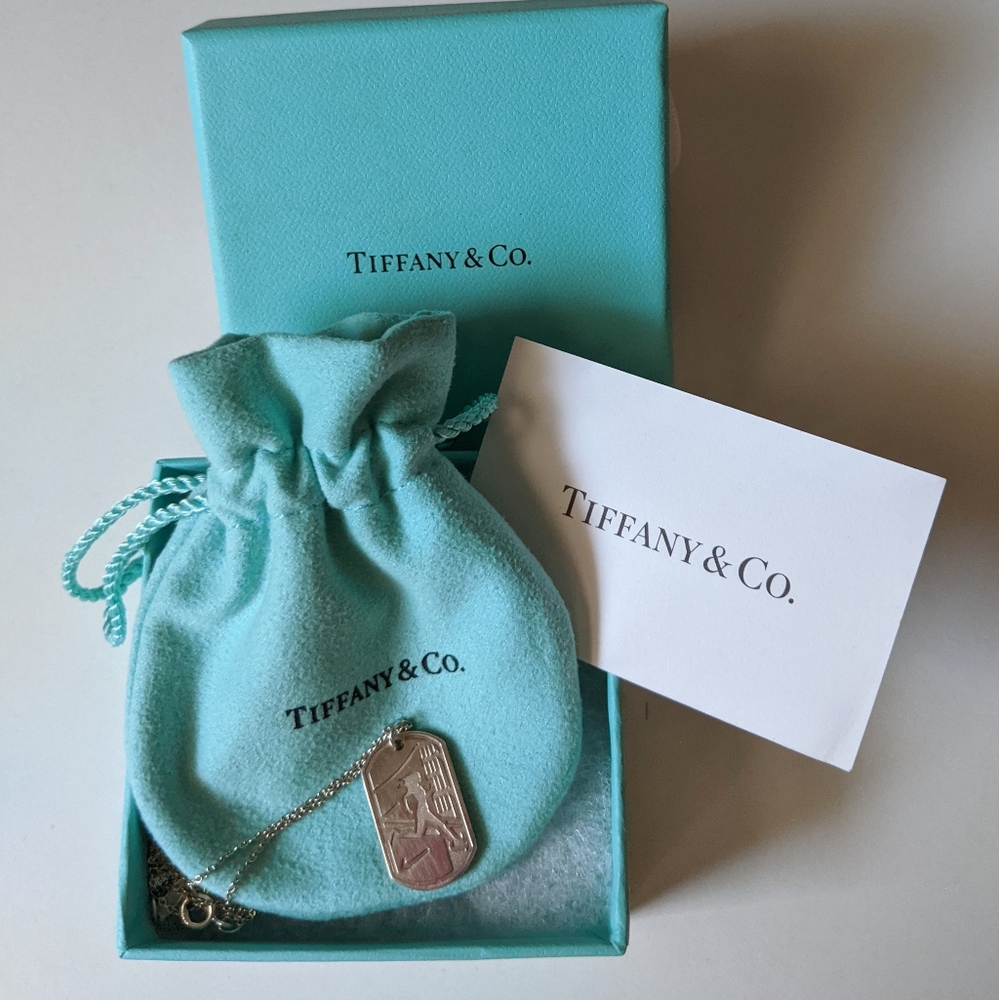 Nike Women's Marathon Tiffany Necklace Pendant